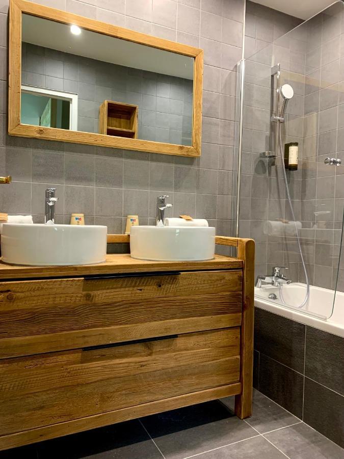 Hotel Lac Bleu 1650 Сен-Франсуа-Лоншам Экстерьер фото