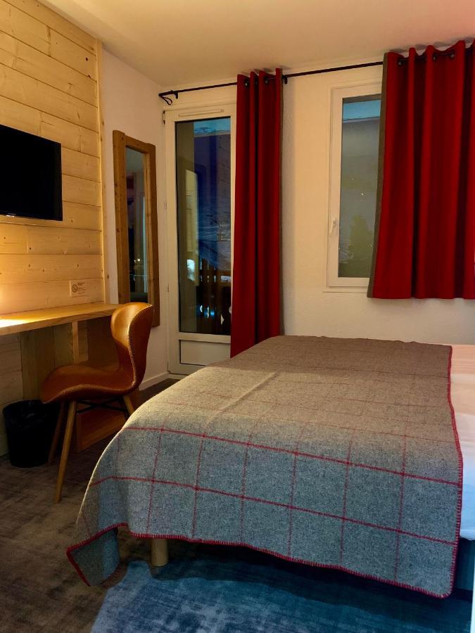 Hotel Lac Bleu 1650 Сен-Франсуа-Лоншам Экстерьер фото